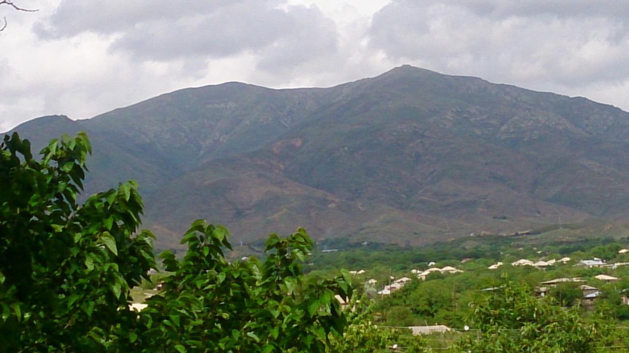 Guest House Hasmik Yeghegnadzor Exterior photo